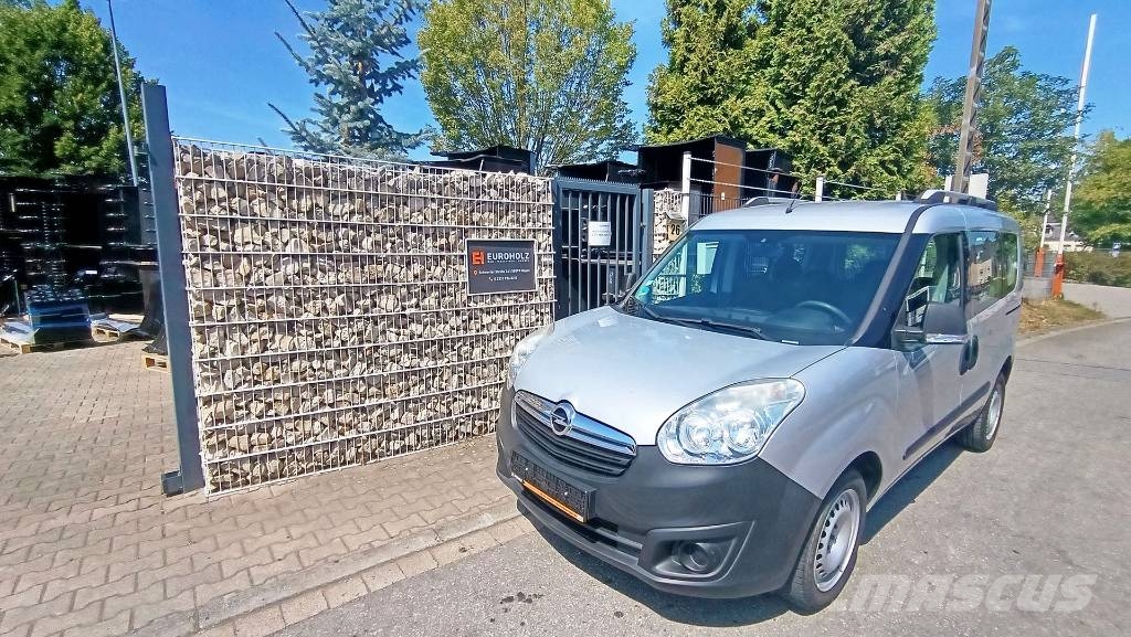 Opel Combo 1.3, Van aus 1. Hand, 5-Sitzer, Klima, PDC Otomobiller