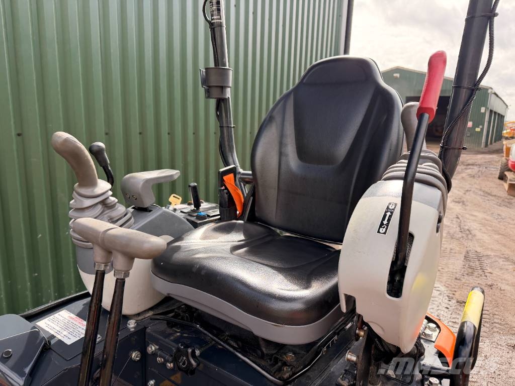 Hitachi ZX 17 U-6 Εκσκαφάκι (διαβολάκι) < 7t
