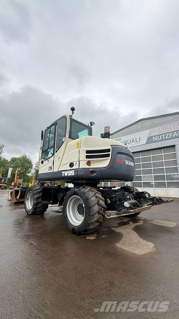 Yanmar TW 95 // BJ. 2017 / 5888H/SW/ZSA/4 Löffel/ 1 Gabel Escavadeiras de rodas