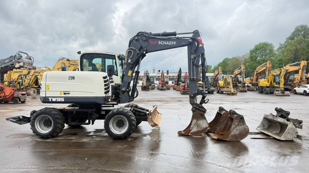 Yanmar TW 95 // BJ. 2017 / 5888H/SW/ZSA/4 Löffel/ 1 Gabel Escavadeiras de rodas
