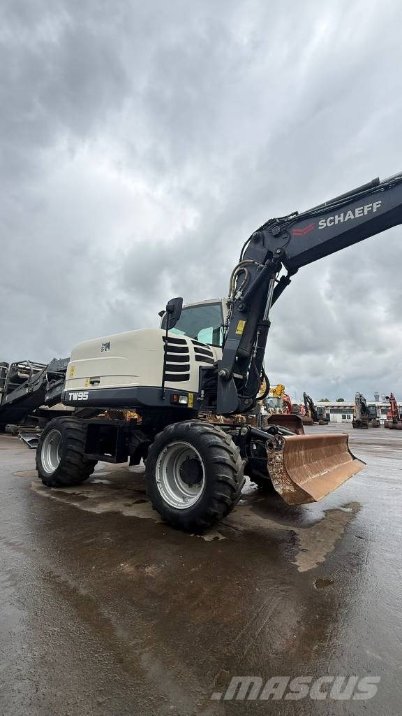 Yanmar TW 95 // BJ. 2017 / 5888H/SW/ZSA/4 Löffel/ 1 Gabel Escavadeiras de rodas