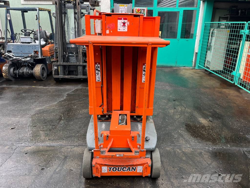 JLG TOUCAN DUO V-4139 EO Vertikálne stĺpové výťahy