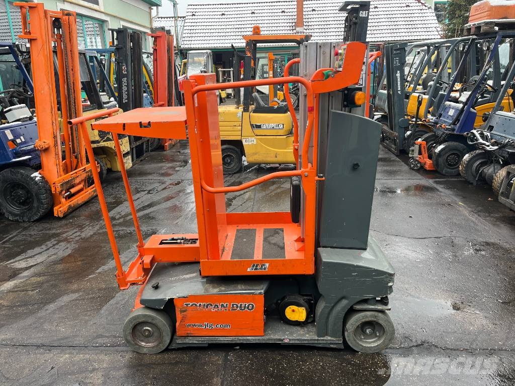 JLG TOUCAN DUO V-4139 EO Vertikálne stĺpové výťahy