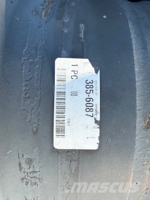 CAT 6020 excavator undercarriage NEW Pásy, řetězy a podvozek