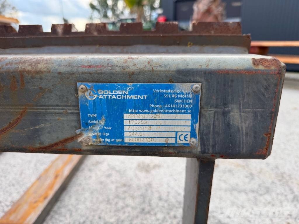 Pallet forks Volvo L70H Volvo qc connection (200cm x 157cm) Uñas para carretilla