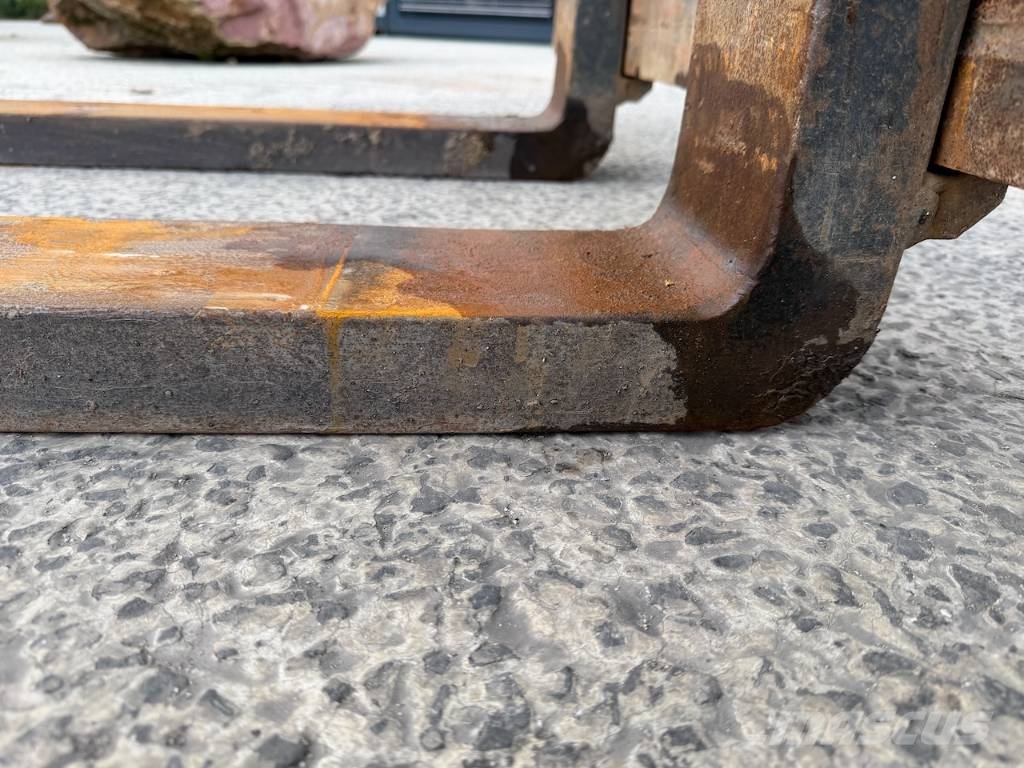 Pallet forks Volvo L70H Volvo qc connection (200cm x 157cm) Uñas para carretilla