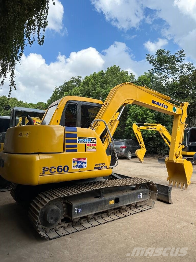Komatsu PC 60-7 小型挖掘机