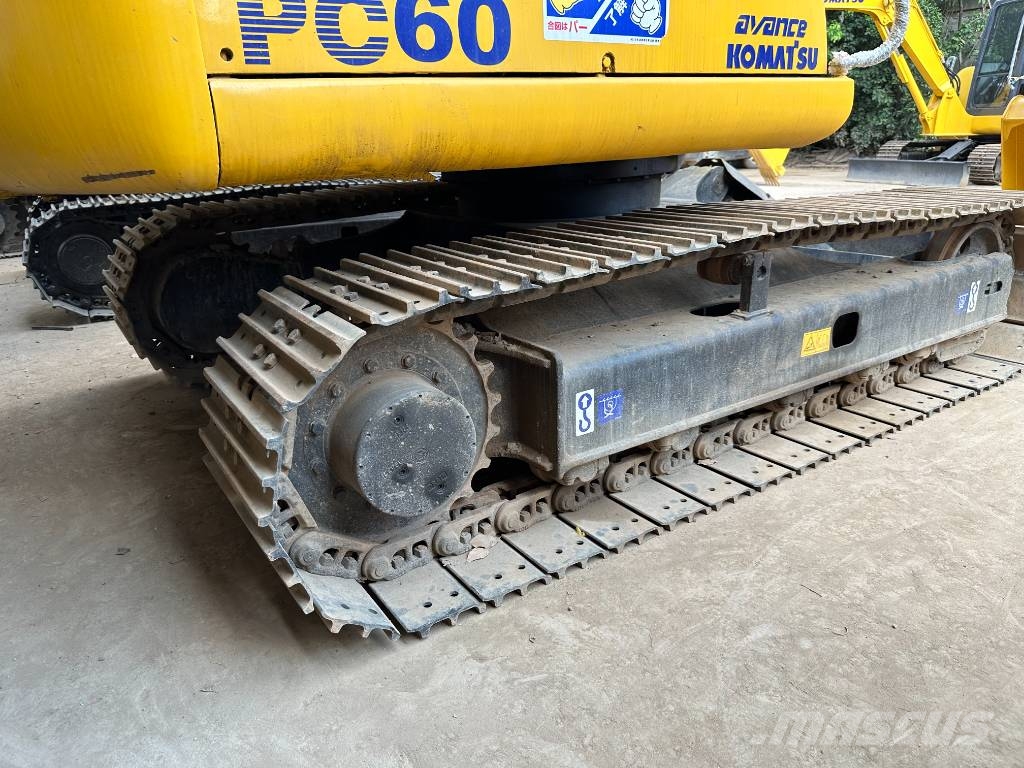 Komatsu PC 60-7 小型挖掘机