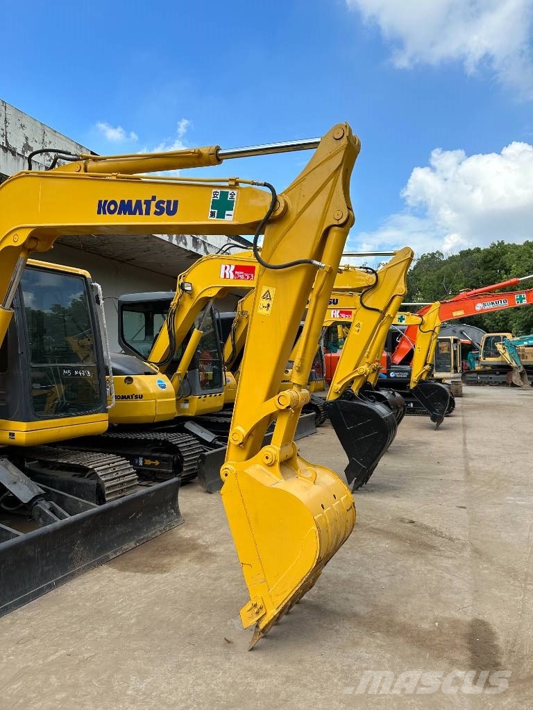 Komatsu PC 60-7 小型挖掘机