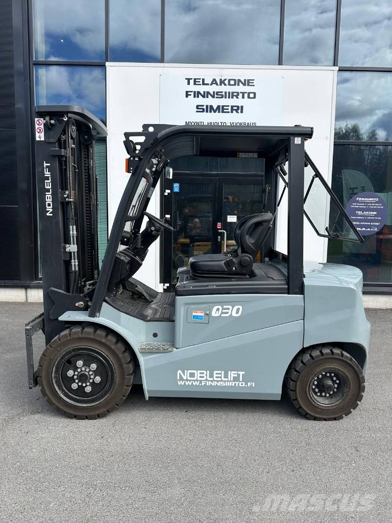 Noblelift FE4P30Q LI-ION 전동 지게차