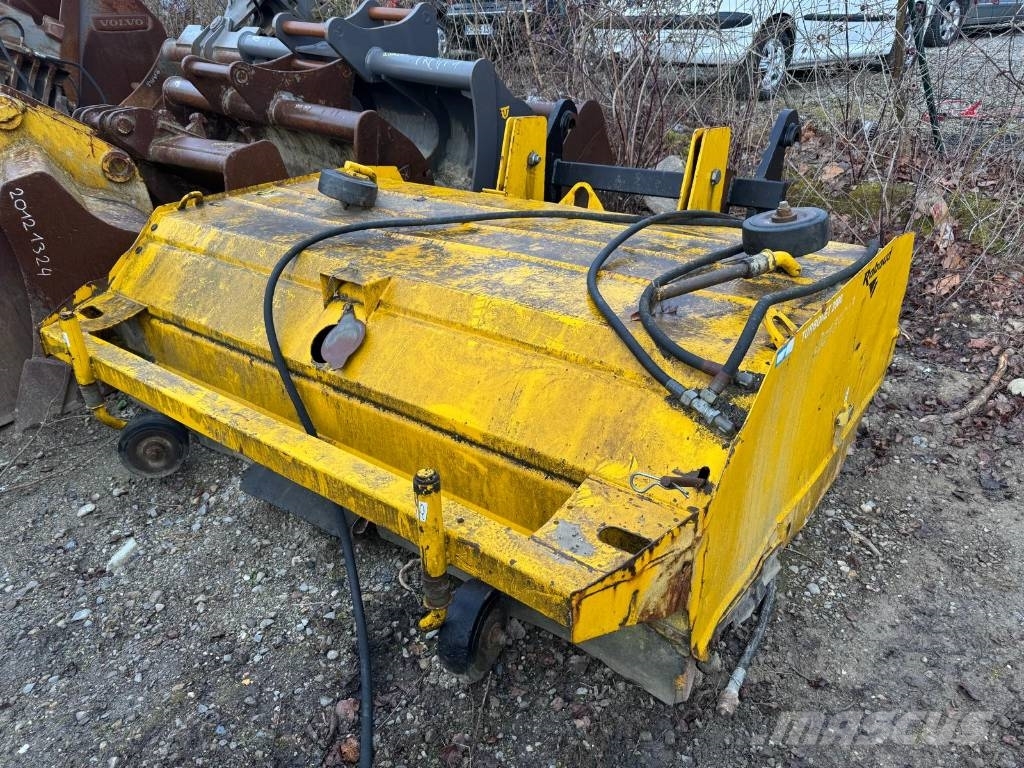  Balayeuse Volvo L60 Rabaud turbonet 2000 Cepillos