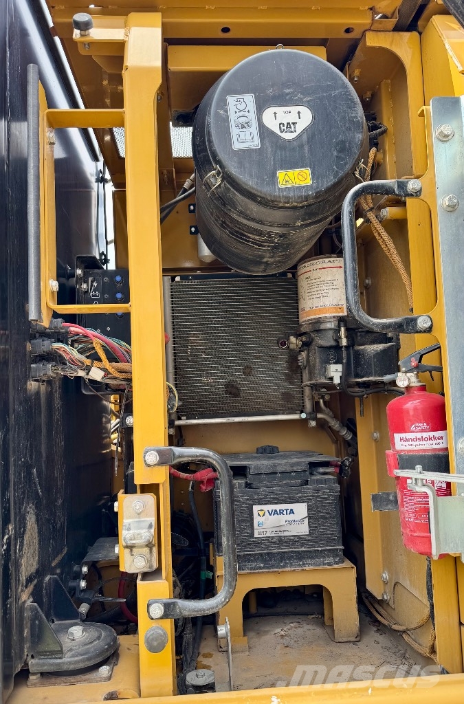CAT 324 EL Rupsgraafmachines