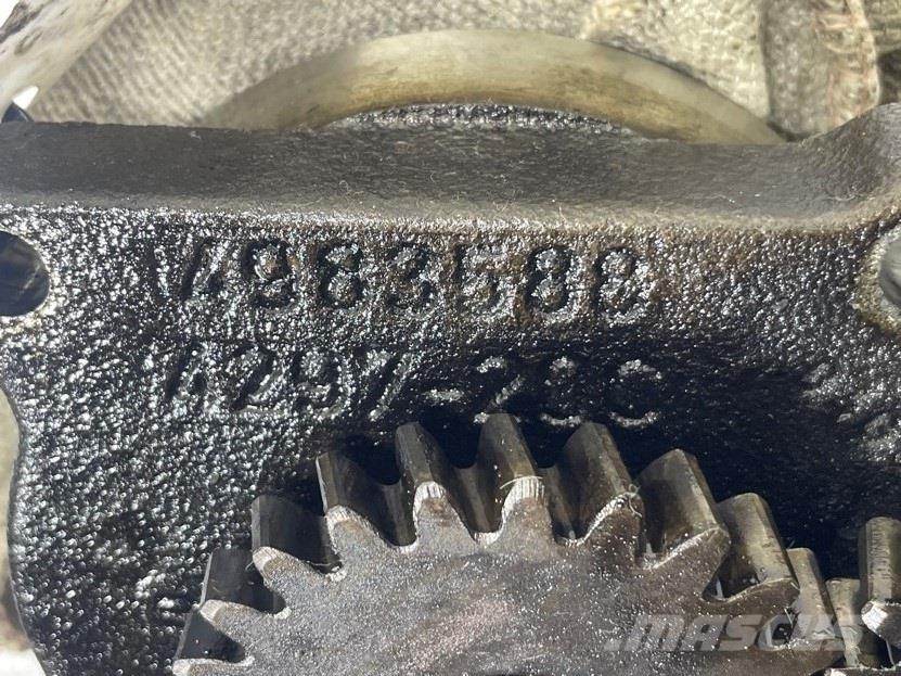 Hitachi ZW310TPD-6-Cummins QSL9-4983588-Oil pump/Ölpumpe Motoren