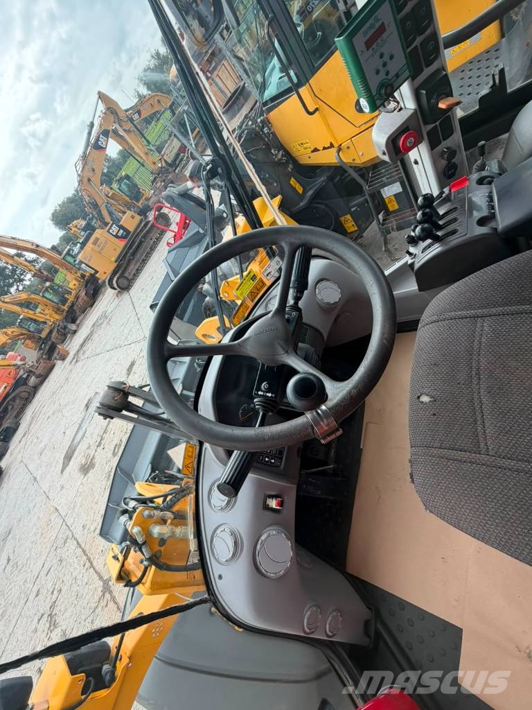 Volvo L 70 G Pale gommate