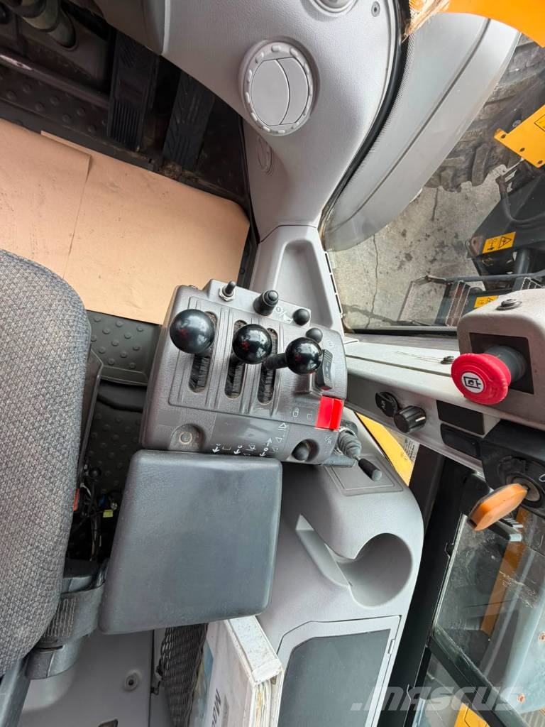 Volvo L 70 G Pale gommate