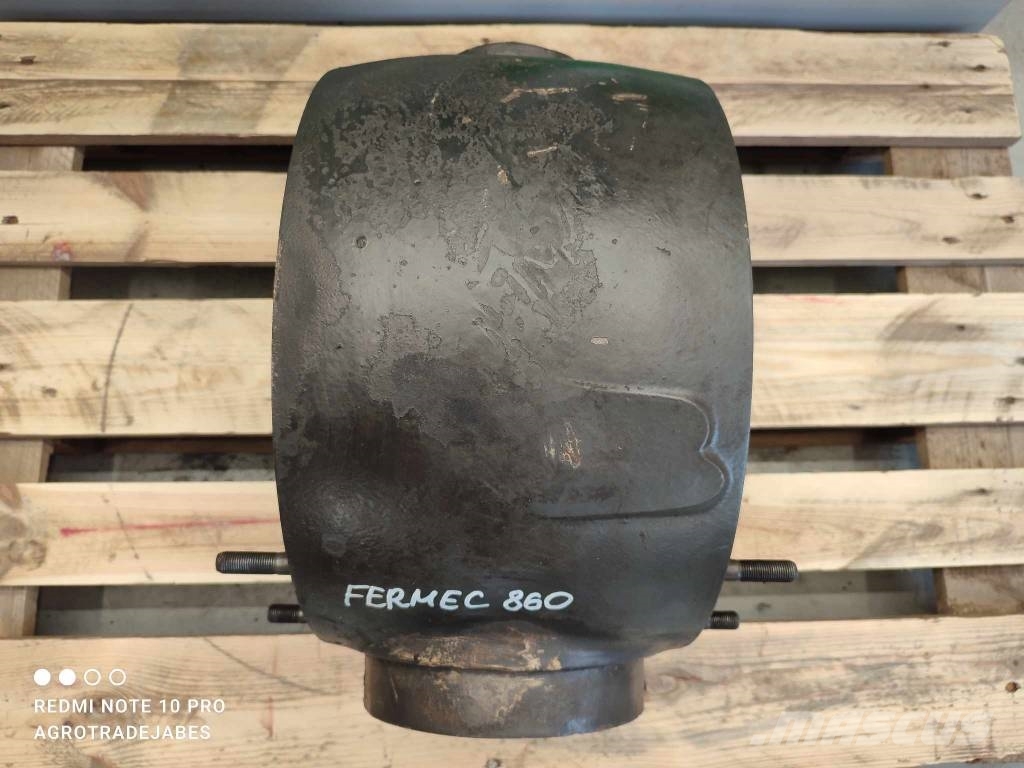 Fermec 860 (508212M1) case differential Ašys