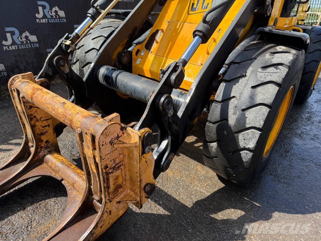 JCB 416 HT Rataslaadurid