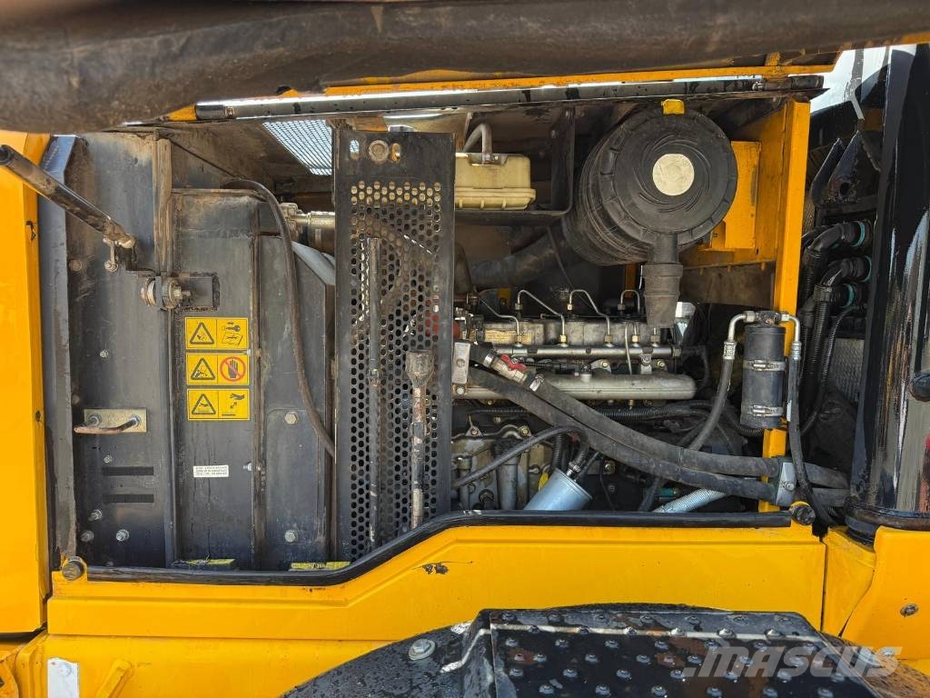 JCB 416 HT Rataslaadurid