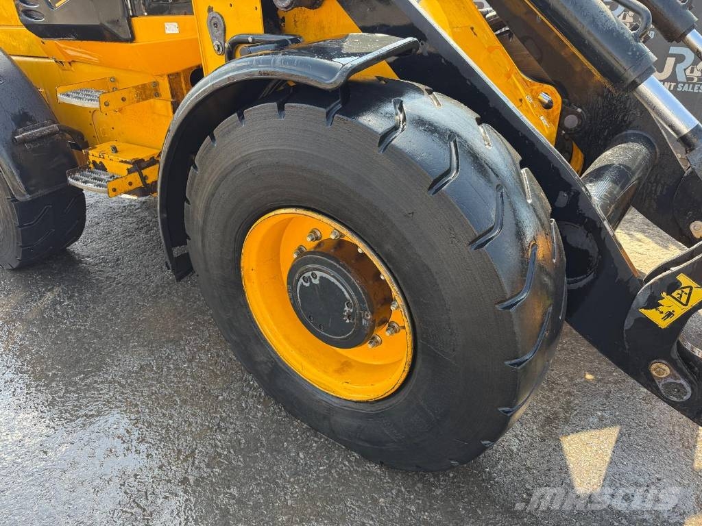 JCB 416 HT Rataslaadurid