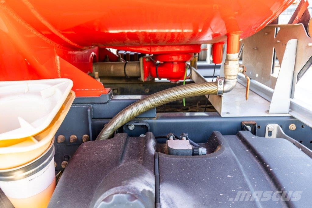 Volvo FL 280 +MAGYAR 11.000L+4COMP Camiones cisternas