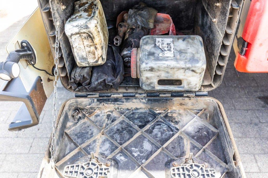 Volvo FL 280 +MAGYAR 11.000L+4COMP Camiones cisternas