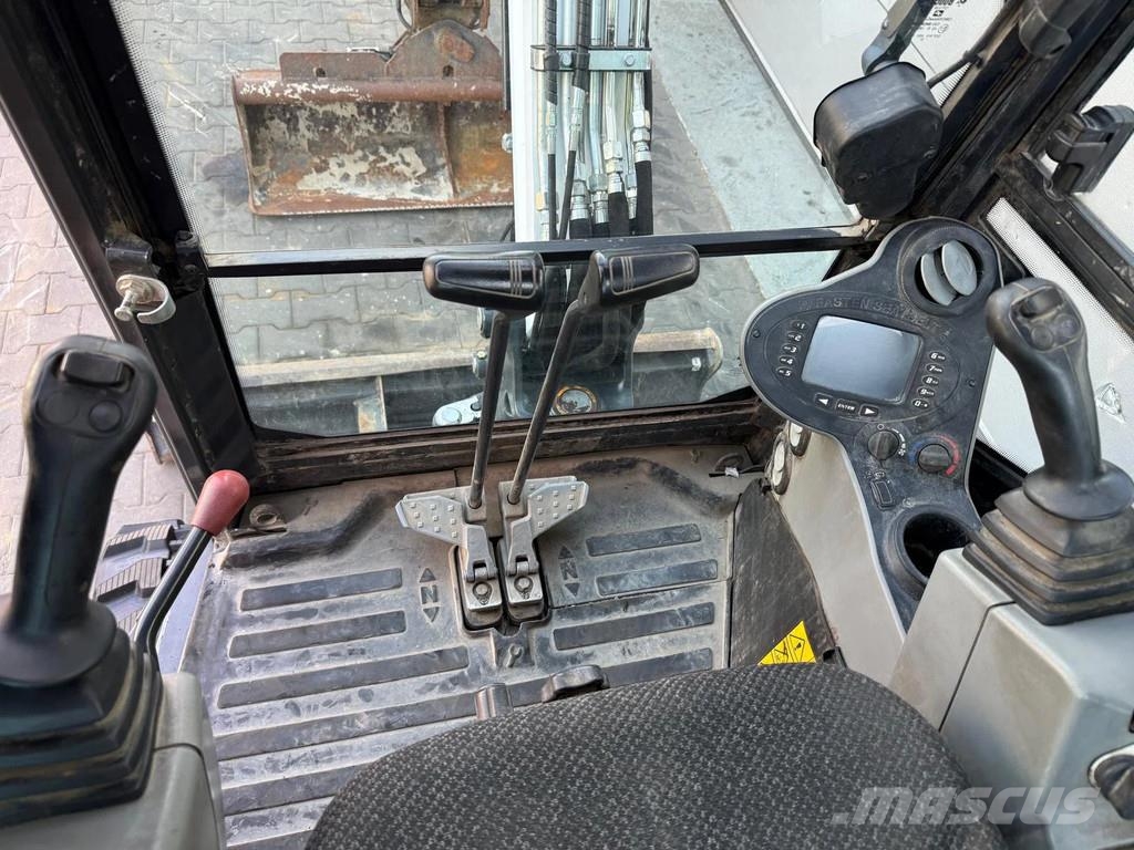 Bobcat E27 Mini excavators < 7t (Mini diggers)