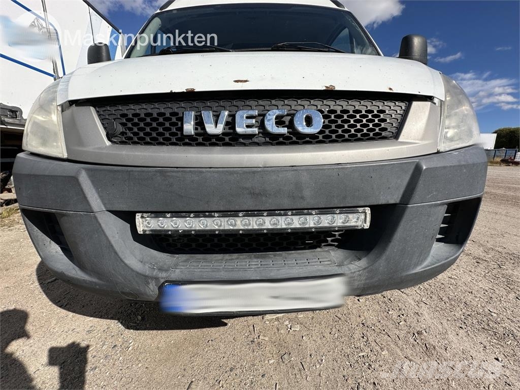 Iveco Daily IV شاحنات ذات هيكل صندوقي