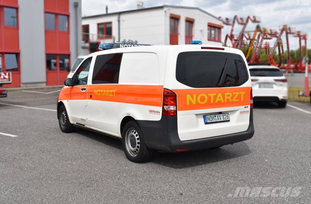 Mercedes-Benz Vito 4x4 Notarzt Einsatzfahrzeug NEF Ambulanslar