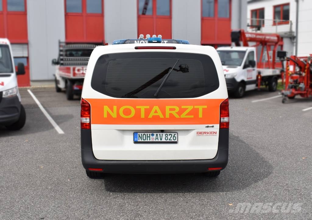 Mercedes-Benz Vito 4x4 Notarzt Einsatzfahrzeug NEF Ambulanslar