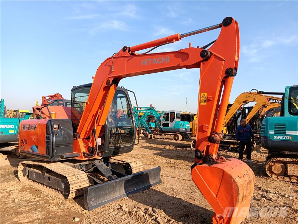 Hitachi ZX 60 Гусеничні екскаватори