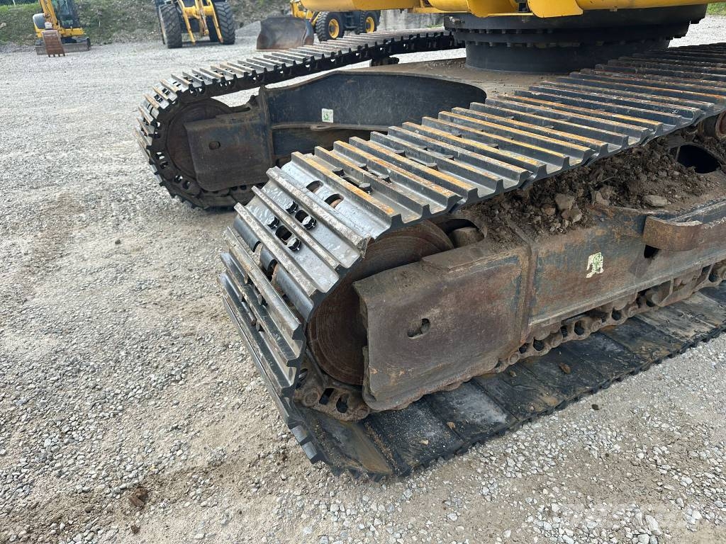 Komatsu PC 210 LC-11E0 Εκσκαφείς με ερπύστριες