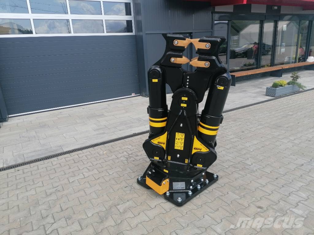 MB Crusher PT1150 مقصات هيدروليكية
