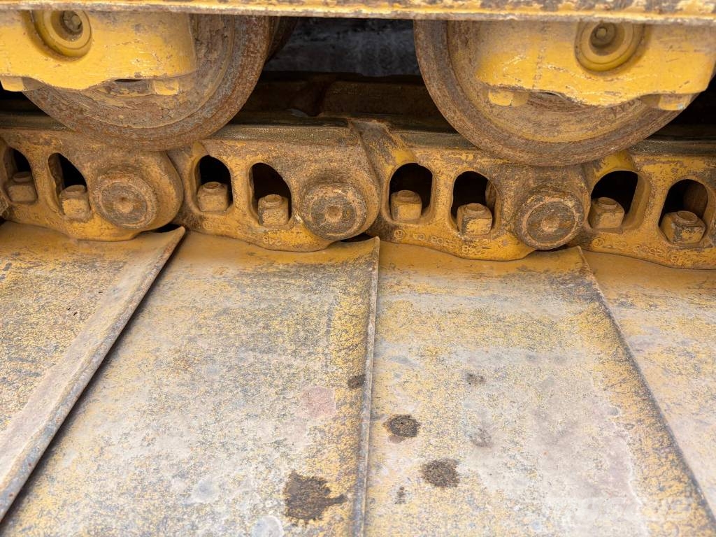 CAT D 6 LGP Buldozer sobre oruga