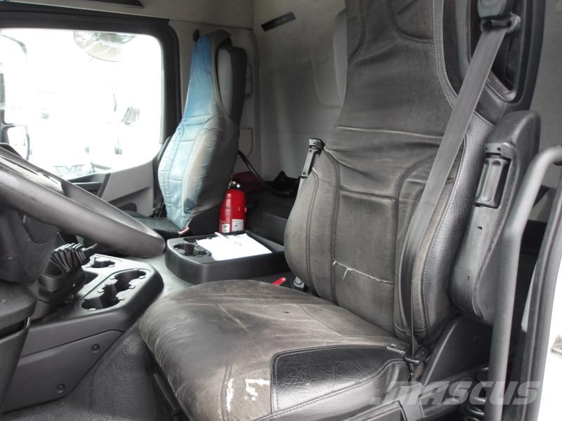Mercedes-Benz Antos 1836 4x2 Dobozos teherautók