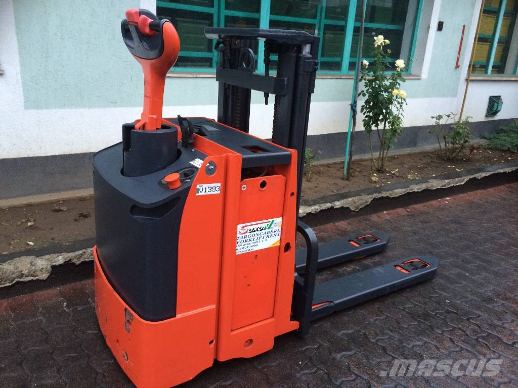 Linde L12 /141/ V-1393 OB 보행식 리치 지게차