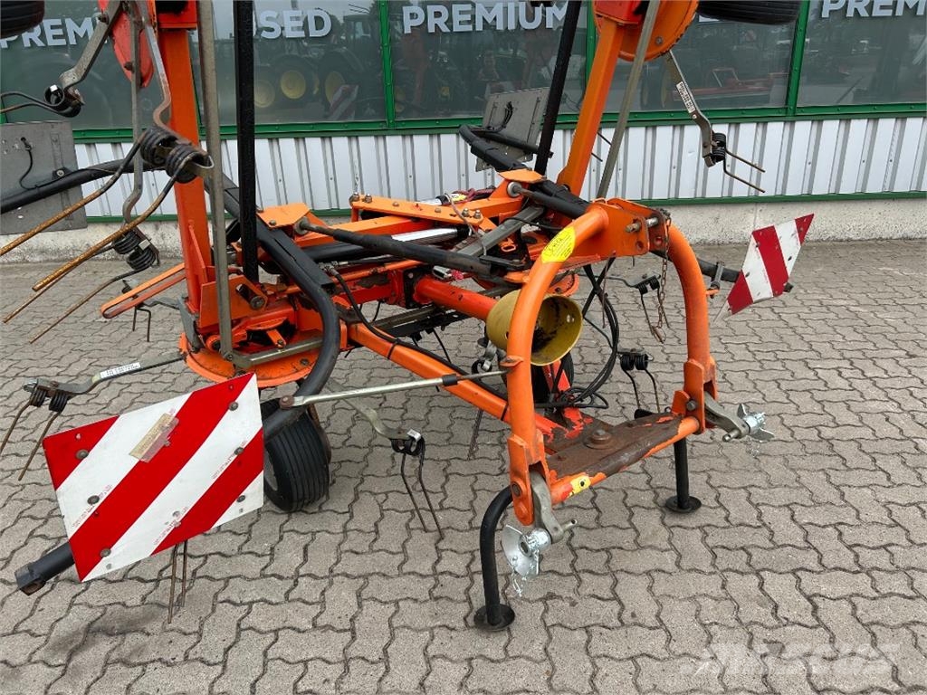 Fella TH 800 Ranghinatori