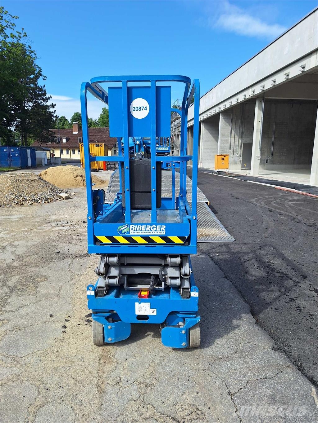 Genie GS 1932m رافعات مقصية الشكل