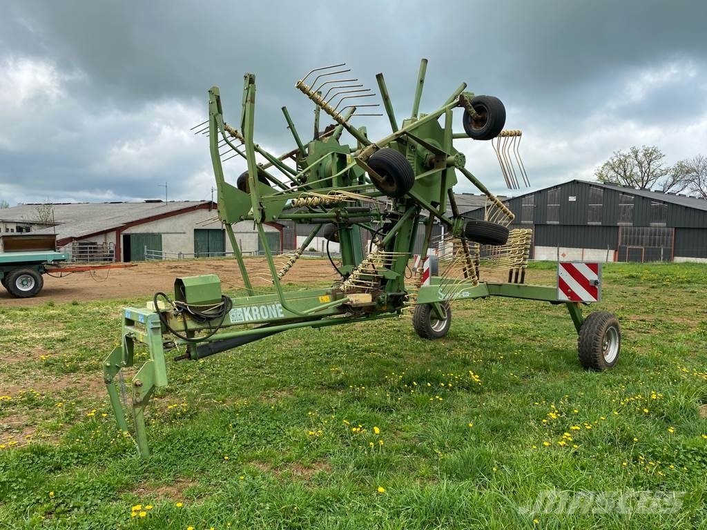 Krone SWADRO 681 Уиндроуърс/Косачки за сено и др.