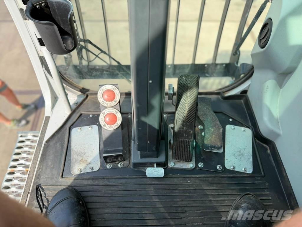 Sennebogen 728E ( 1900 Hours ) 工业挖掘机
