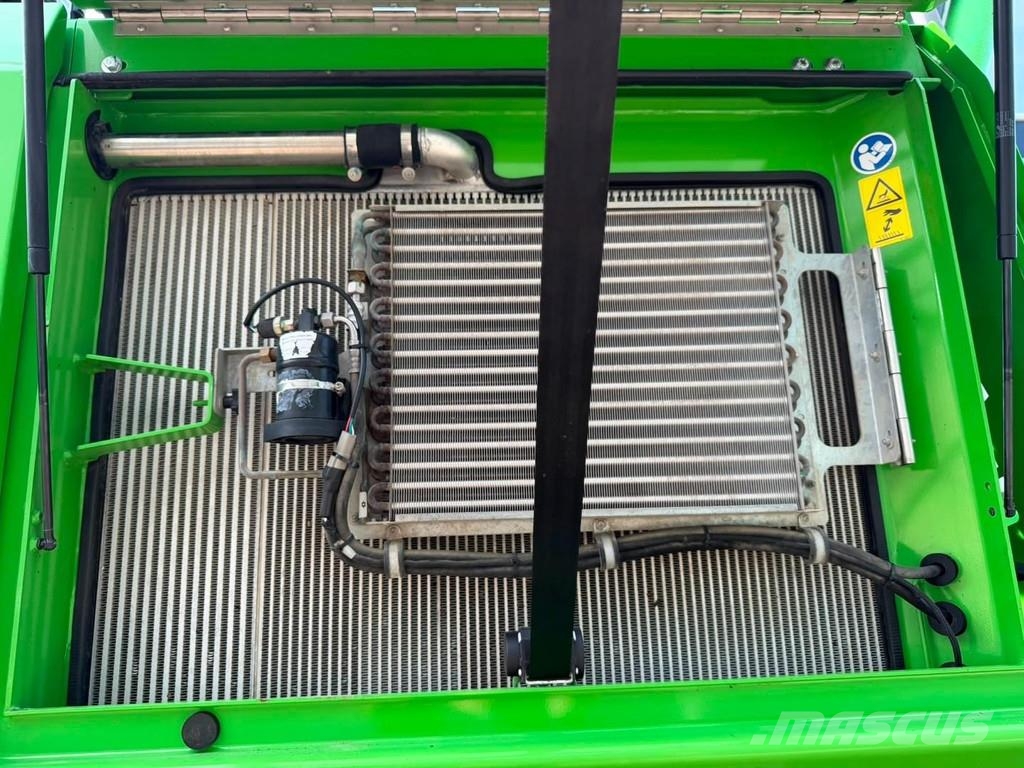 Sennebogen 728E ( 1900 Hours ) 工业挖掘机
