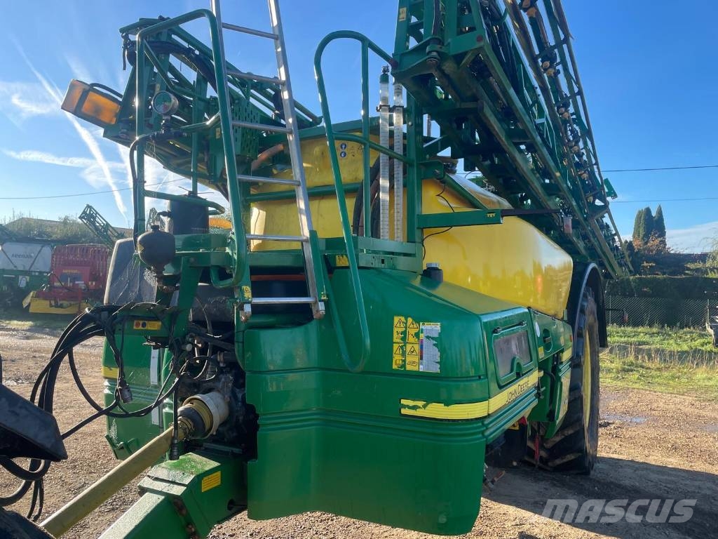 John Deere R 962 i Anhängespritzen