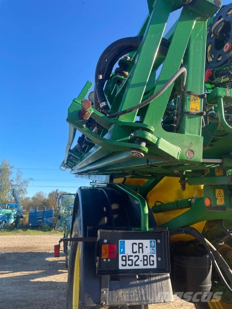 John Deere R 962 i Anhängespritzen