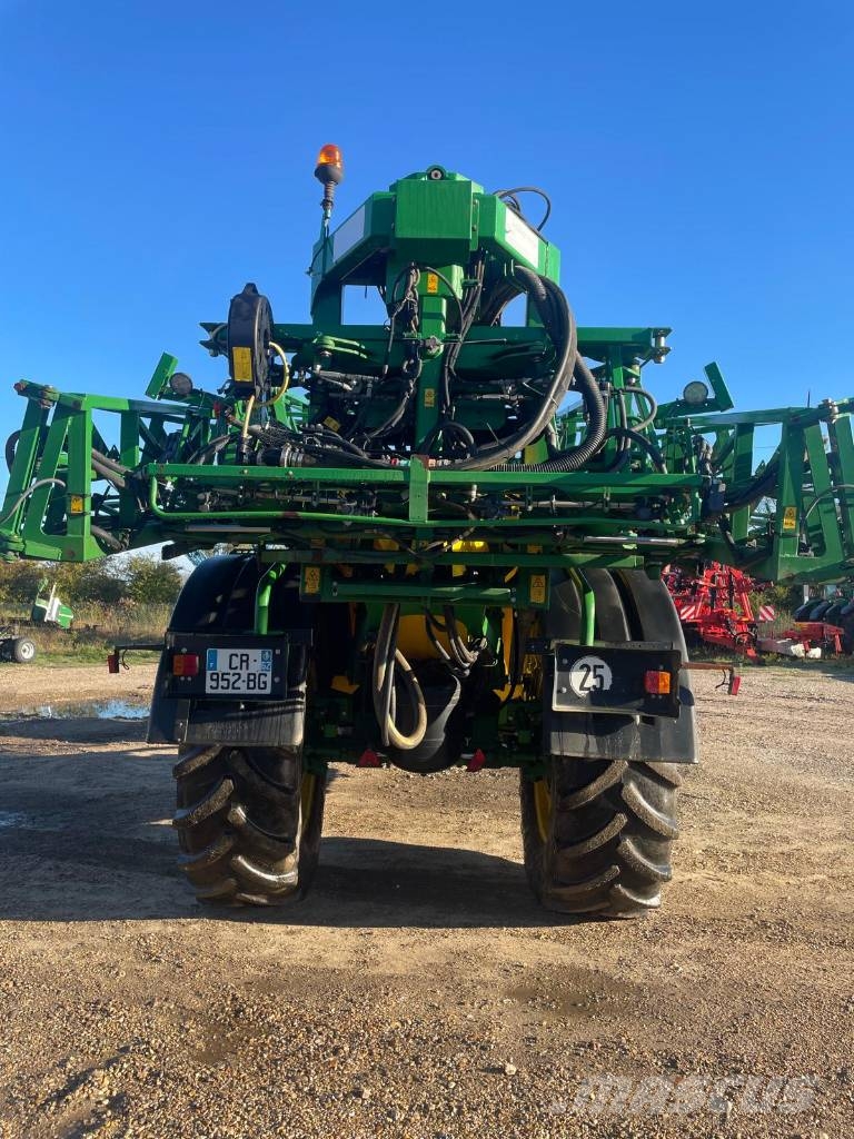 John Deere R 962 i Anhängespritzen
