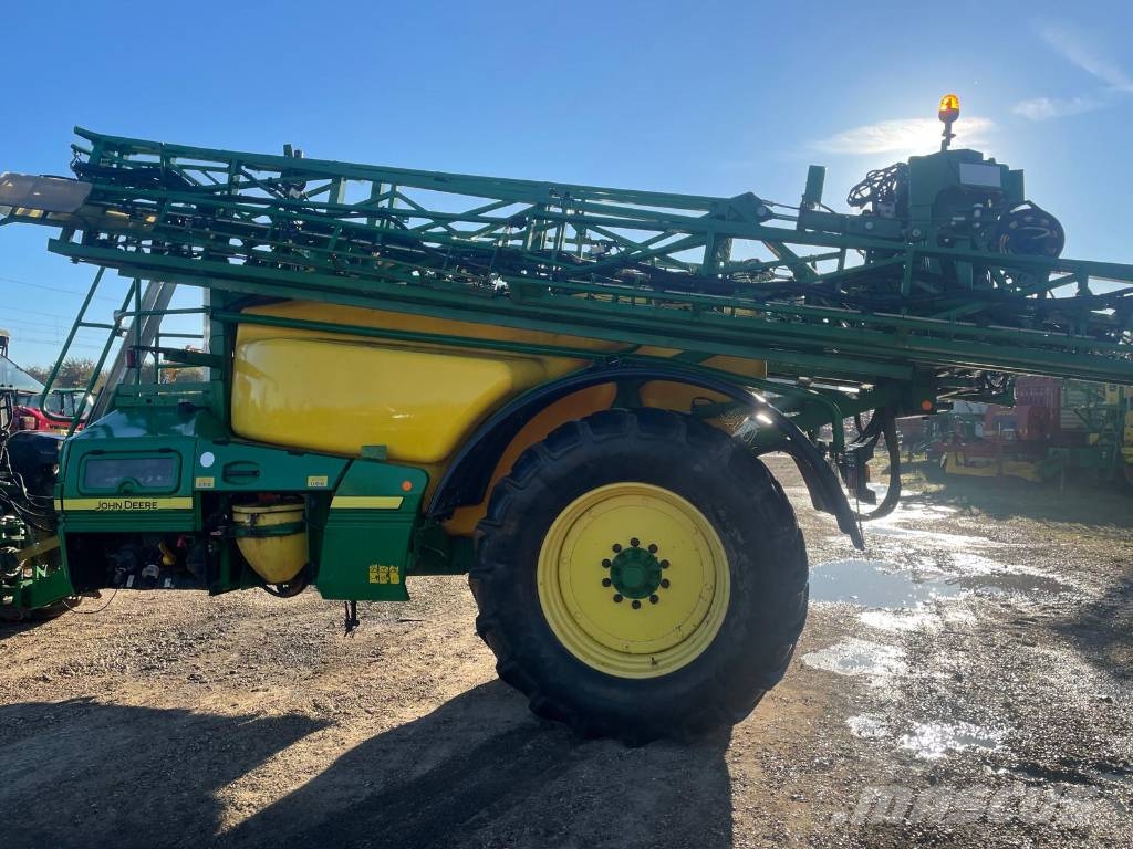 John Deere R 962 i Anhängespritzen