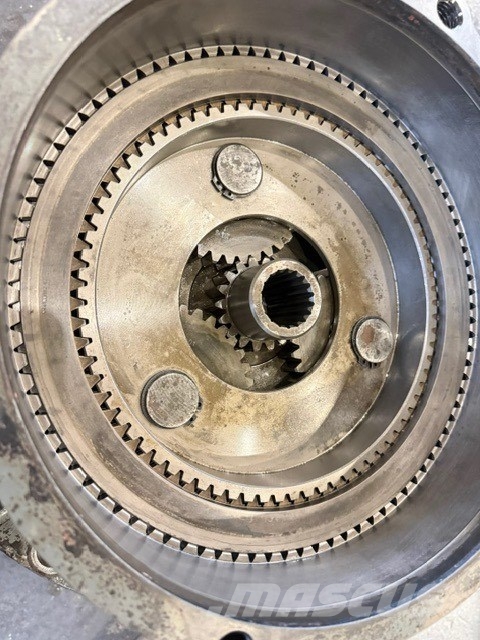 Liebherr R 954 B USED SWING GEARS SAT 325 Transmisiones