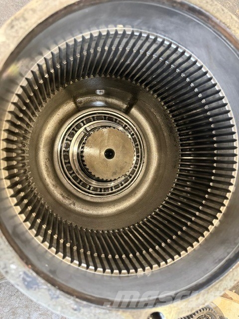 Liebherr R 954 B USED SWING GEARS SAT 325 Transmisiones