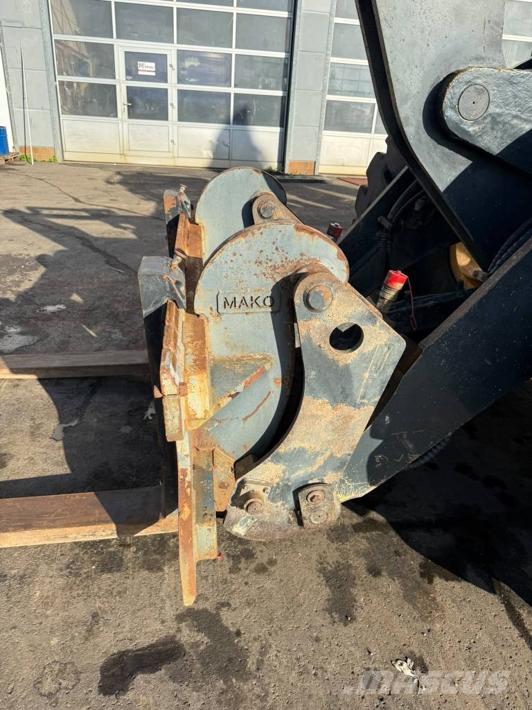 Komatsu WA250 PZ-6 //BJ. 2015 /6700H/SW/Gabel/ZSA Kolesni nakladalci