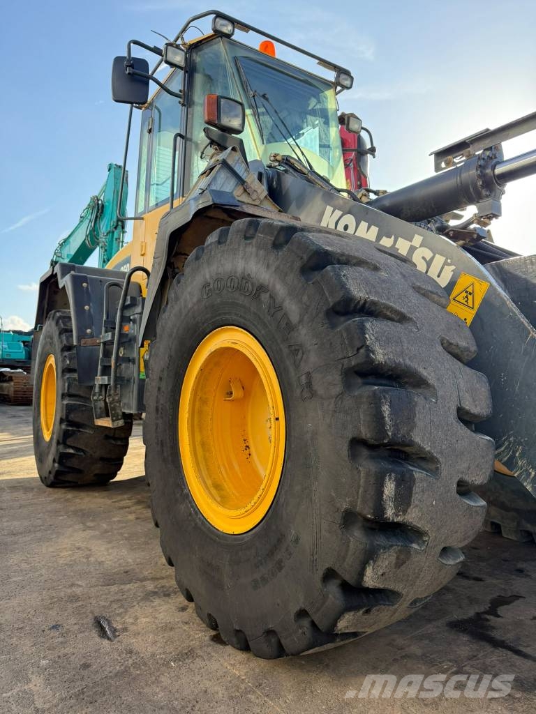 Komatsu WA250 PZ-6 //BJ. 2015 /6700H/SW/Gabel/ZSA Kolesni nakladalci