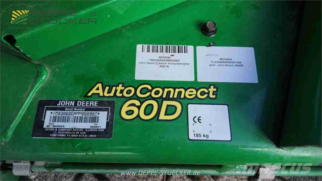 John Deere 3046R mit Mähwerk+Grasaufnahme Landbouw - overige