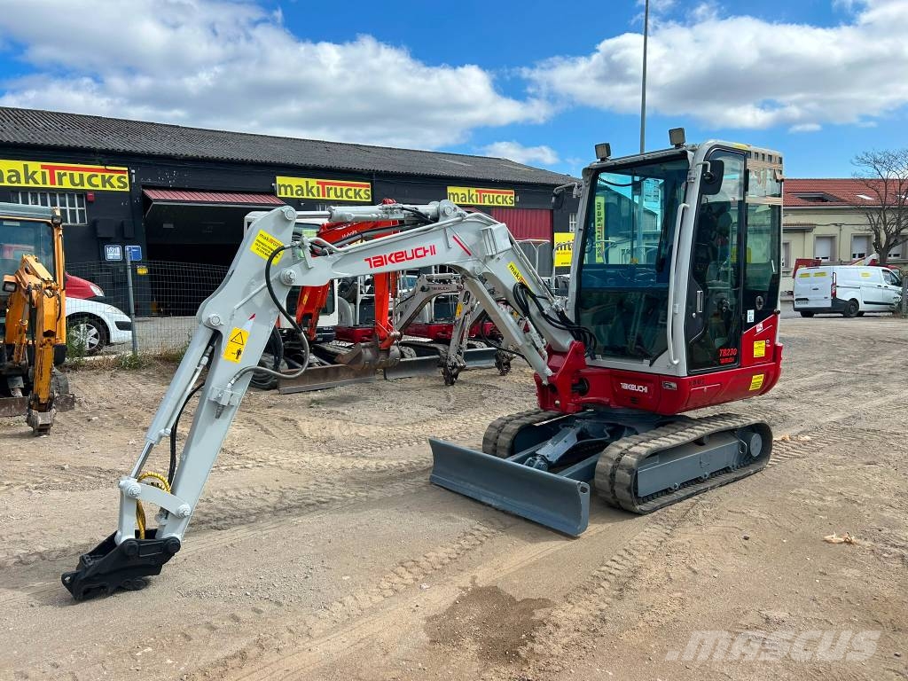 Takeuchi TB 230 Miniexcavadoras